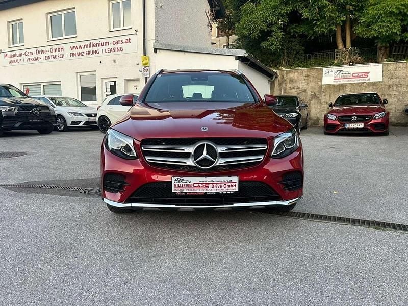 Gebraucht Mercedes GLC250 204 PS (150 kW) 2017 Rot SUV