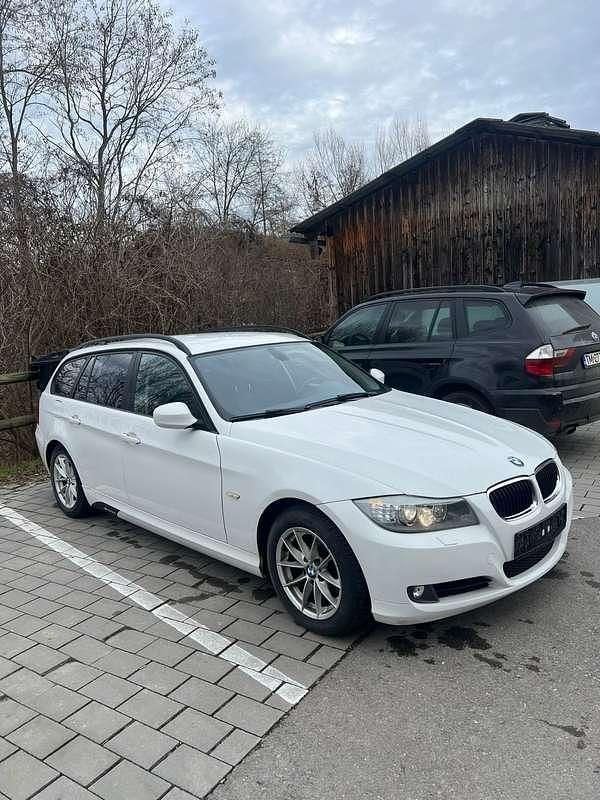Gebraucht BMW 320 Exclusive 184 PS (135 kW) 2010 Kombi