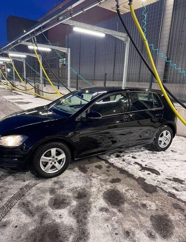 Gebraucht VW Golf VII 90 PS (66 kW) 2015 Limousine