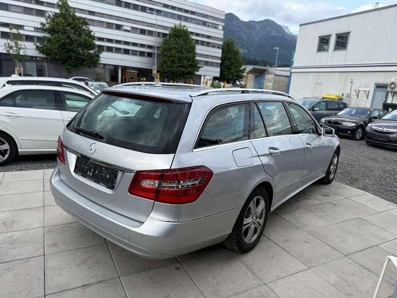 Gebraucht Mercedes E250 204 PS (150 kW) 2010 Grau Kombi