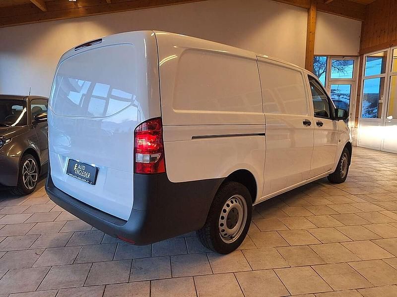Gebraucht Mercedes Vito 163 PS (119 kW) 2021 Weiß Van