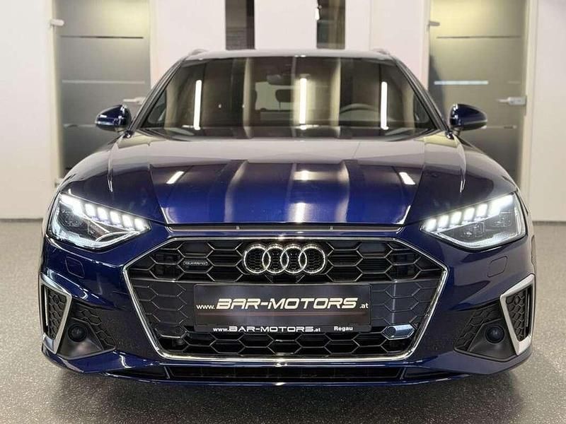 Gebraucht Audi A4 S-Line 204 PS (150 kW) 2024 Blau Kombi