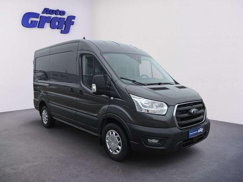 Gebraucht Ford Transit Trend 129 PS (94 kW) 2021 Grau Van