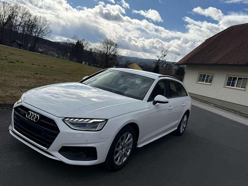Gebraucht Audi A4 204 PS (150 kW) 2022 Weiß Kombi