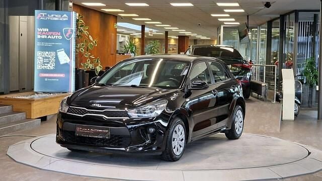 Schwarz Gebraucht 2019 Kia Rio Limousine | € 11.480 (Fairer Preis) - Bild 1/4