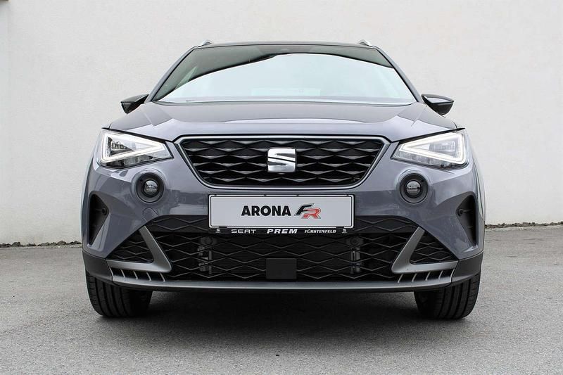 Gebraucht Seat Arona FR 95 PS (69 kW) 2024 Hellgrau  normal SUV