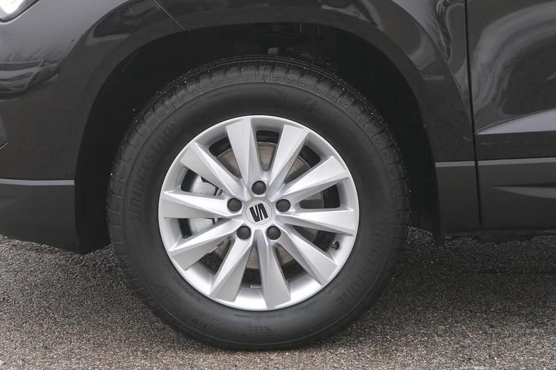 Neu Seat Ateca Reference 115 PS (84 kW) 2026 Schwarz  metallic SUV