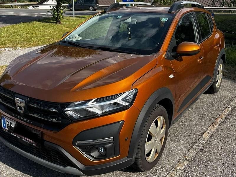 Orange Gebraucht 2021 Dacia Sandero Comfort Kleinwagen | € 11.000 (Guter Preis) - Bild 1/4