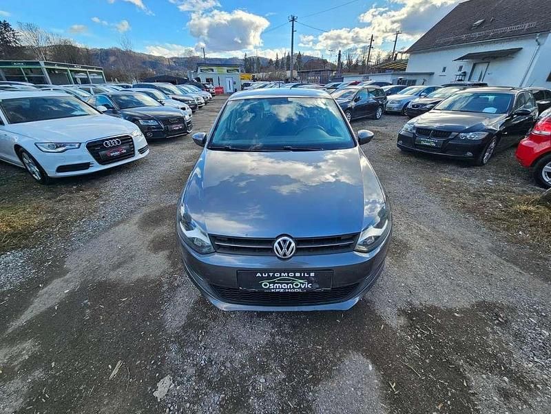 Gebraucht VW Polo 60 PS (44 kW) 2011 Grau Kleinwagen