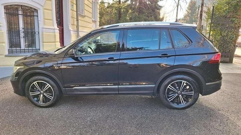 Gebraucht VW Tiguan 150 PS (110 kW) 2022 Schwarz SUV