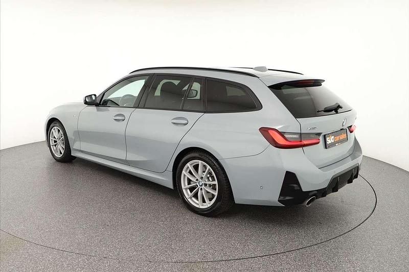 Gebraucht BMW 330 M Sport 286 PS (210 kW) 2025 Grau Kombi
