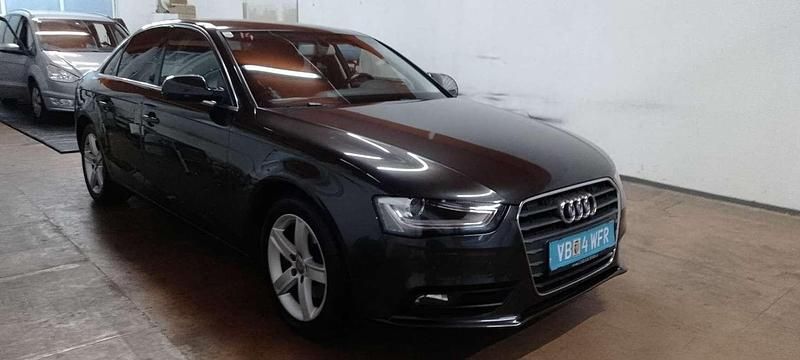 Gebraucht Audi A4 120 PS (88 kW) 2014 Schwarz Limousine