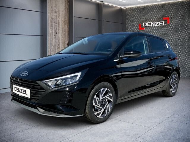 Lucid lime metallic Gebraucht 2024 Hyundai i20 GO! Limousine | € 19.980 (Fairer Preis) - Bild 1/4