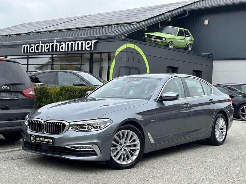 Blau Gebraucht 2018 BMW 540 Luxury Line Limousine | € 44.900 (Guter Preis) - Bild 1/4