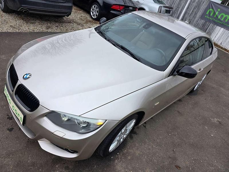 Gebraucht BMW 325 M Sport 218 PS (160 kW) 2012 Grau Coupé