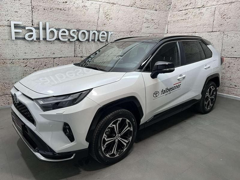 Weiß Gebraucht 2025 Toyota RAV4 Hybrid Style SUV | € 52.900 (Teuer) - Bild 1/4