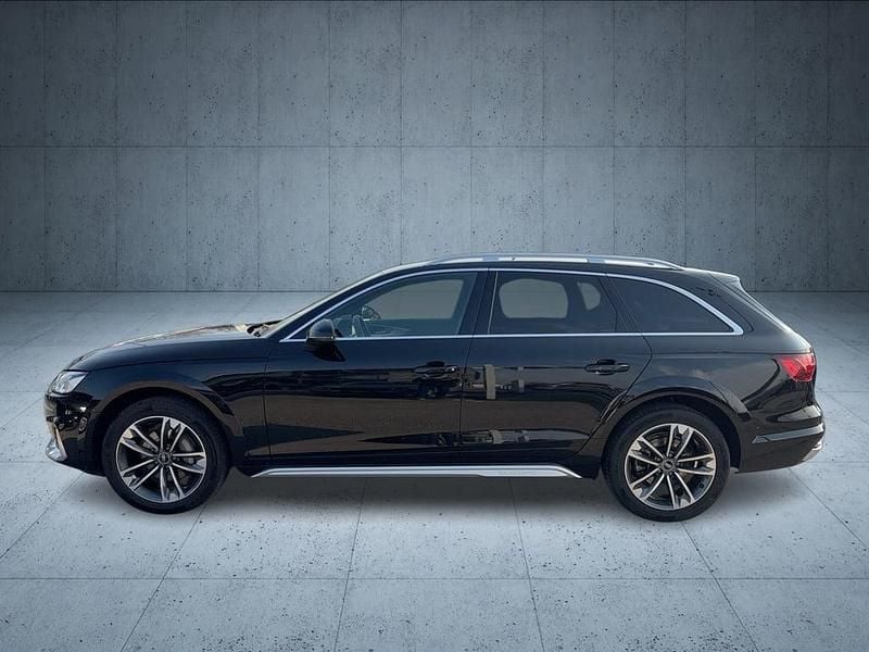 Gebraucht Audi A4 Allroad 204 PS (150 kW) 2023 Schwarz  metallicperleffektno Kombi