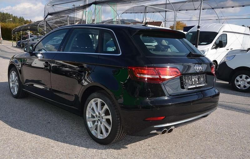 Gebraucht Audi A3 Sport 150 PS (110 kW) 2020 Schwarz Limousine