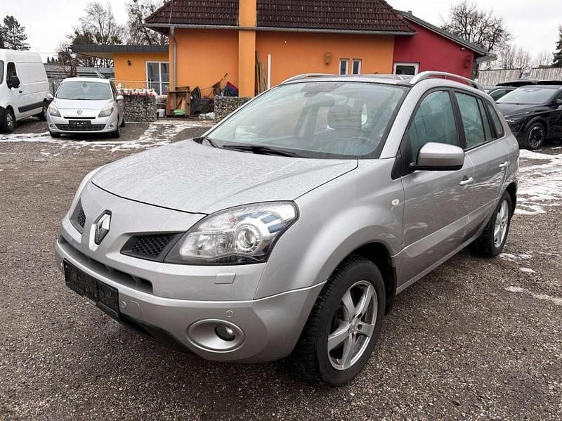 Gebraucht Renault Koleos 150 PS (110 kW) 2009 Silber SUV
