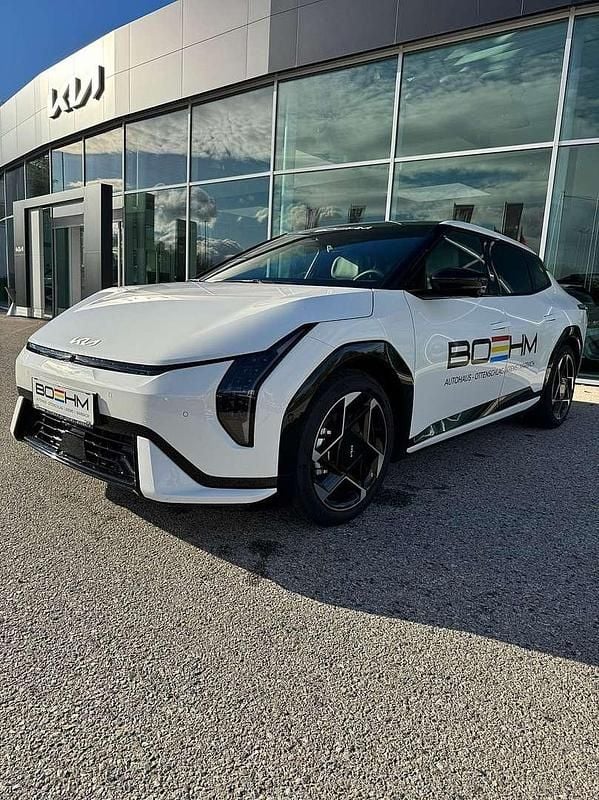 Weiß Gebraucht 2025 Kia EV4 GT-Line Kleinwagen | € 49.990 (Fairer Preis) - Bild 1/4