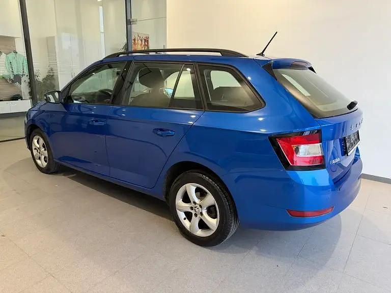 Gebraucht Skoda Fabia 95 PS (69 kW) 2020 Mittelblau  metallic Kombi