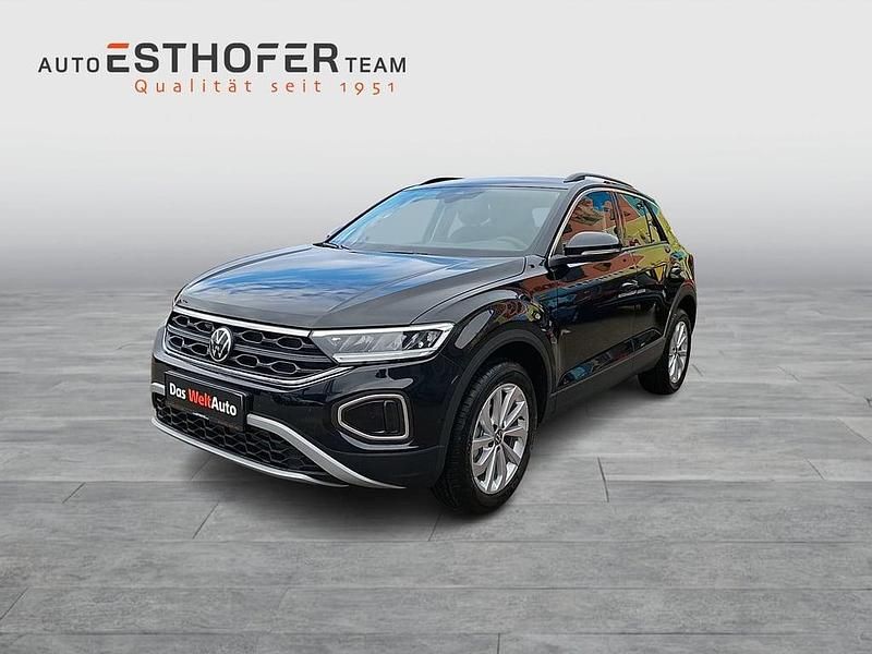 Schwarz metallic Neu 2026 VW T-Roc SUV | € 28.850 - Bild 1/4
