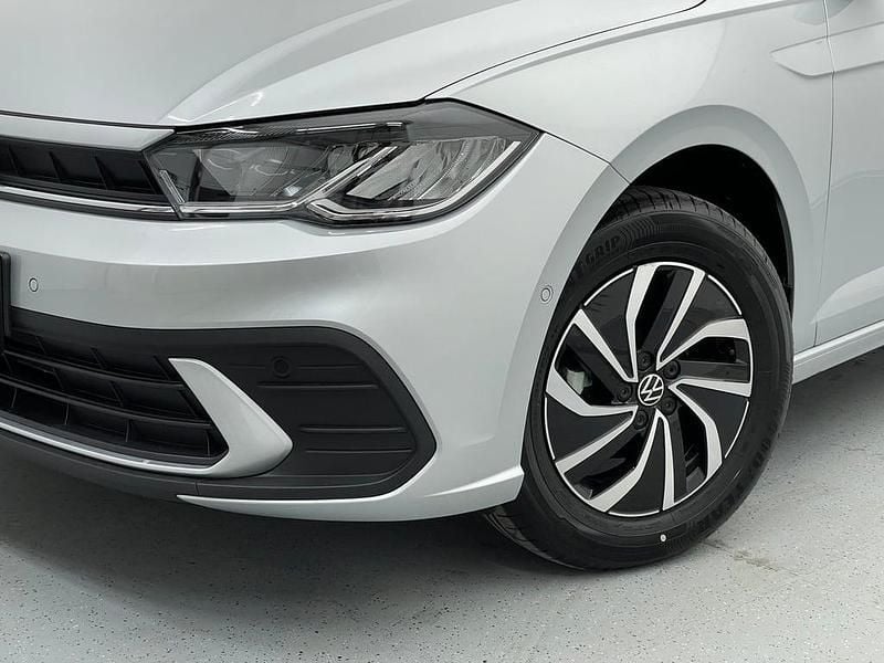 Gebraucht VW Polo 95 PS (69 kW) 2025 Silber  metallic Limousine