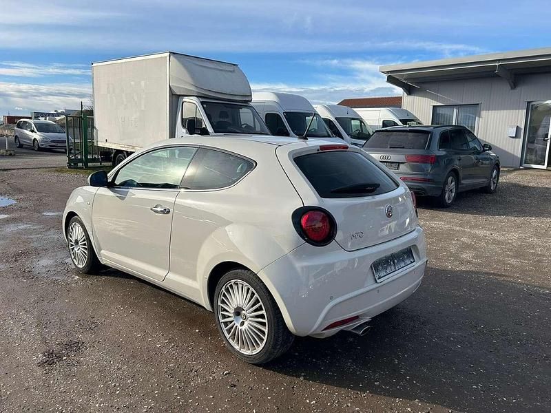 Gebraucht Alfa Romeo MiTo Turismo 90 PS (66 kW) 2009 Weiß Kleinwagen