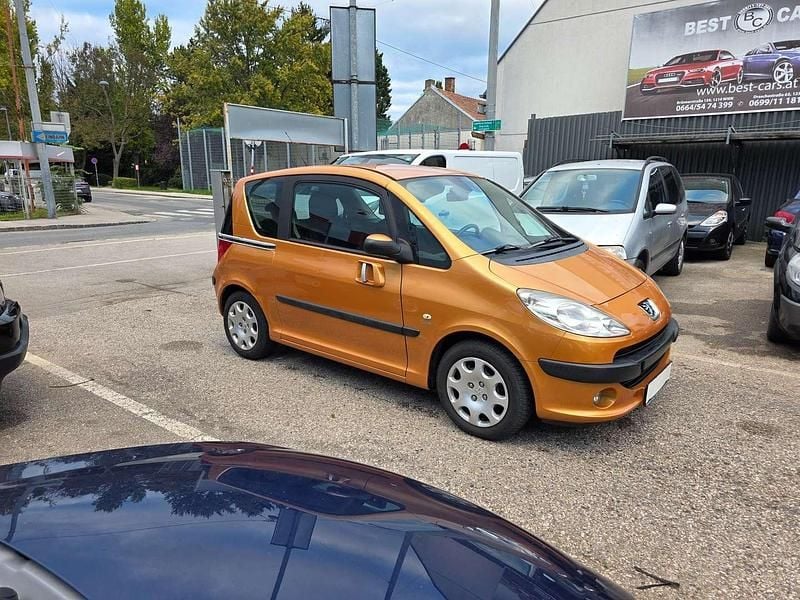 Gebraucht Peugeot 1007 68 PS (50 kW) 2006 Orange Van / Kleinbus
