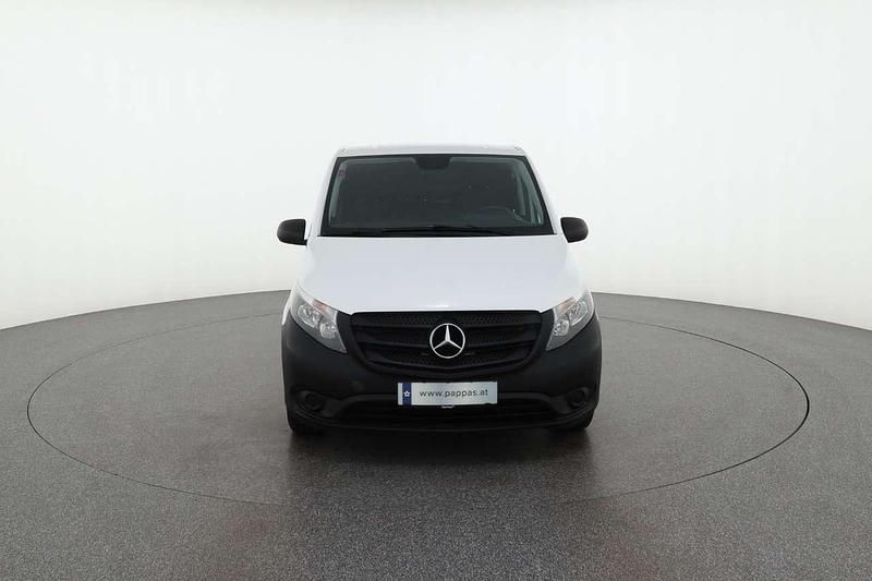 Gebraucht Mercedes Vito 163 PS (119 kW) 2021 Weiß Van