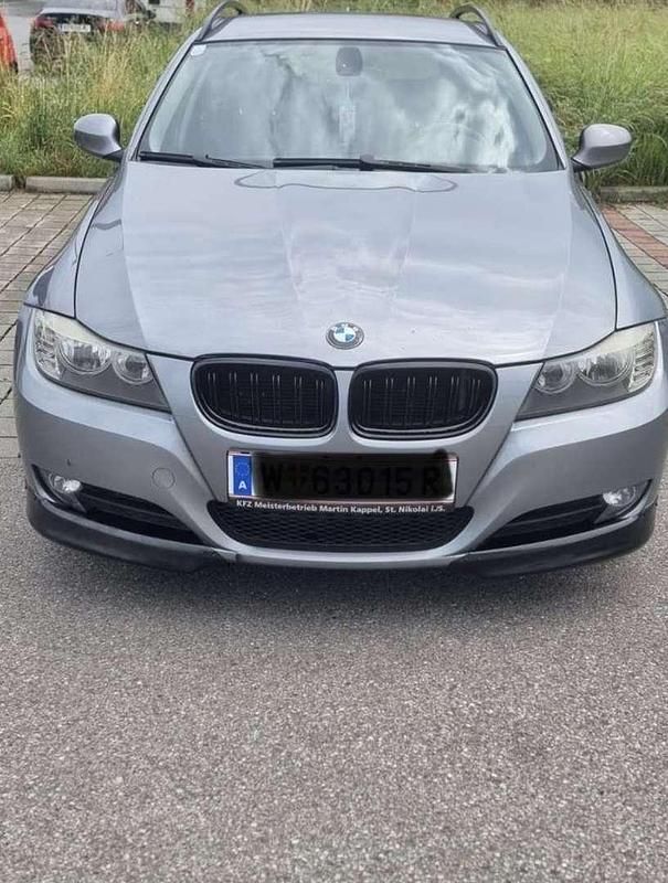 Gebraucht BMW 318 143 PS (105 kW) 2009 Kombi
