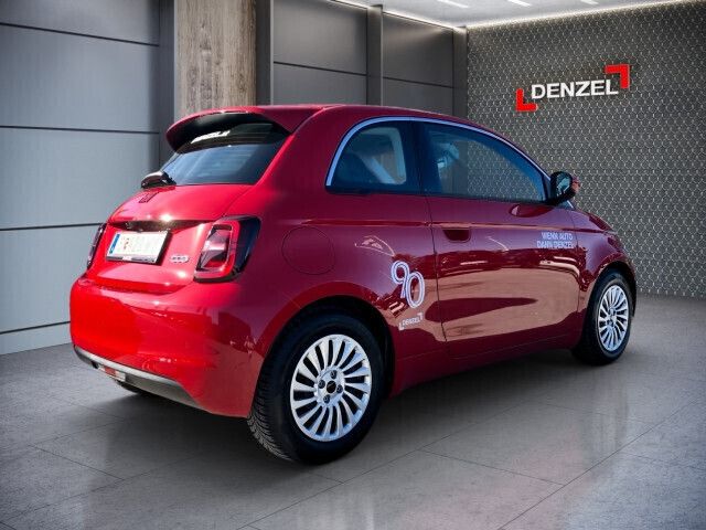 Gebraucht Fiat 500e Red 86 kW (118 PS) 2024 Rot Limousine