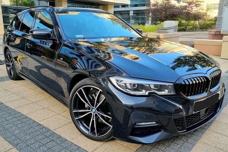 Gebraucht BMW 320 M Sport 190 PS (139 kW) 2021 Schwarz Kombi