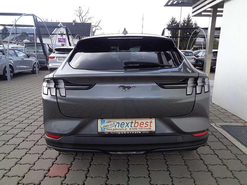 Gebraucht Ford Mustang Mach-E Extended Range 216 kW (294 PS) 2021 Grau SUV