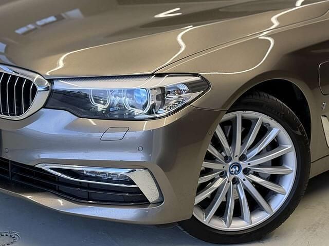Gebraucht BMW 530 Luxury Line 184 PS (135 kW) 2019 Limousine