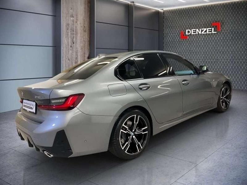 Gebraucht BMW 318 156 PS (114 kW) 2025 Grau Limousine