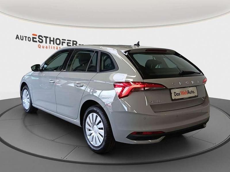 Gebraucht Skoda Scala Essence 95 PS (69 kW) 2025 Mittelgrau  normal Kleinwagen