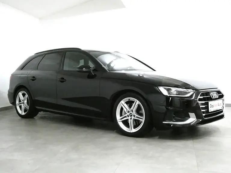 Gebraucht Audi A4 Advanced 204 PS (150 kW) 2022 Schwarz Kombi