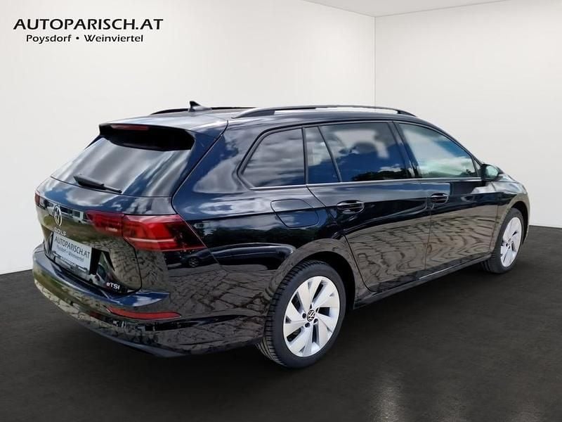 Neu VW Golf VIII Business 115 PS (84 kW) 2026 Schwarz  metallic Kombi
