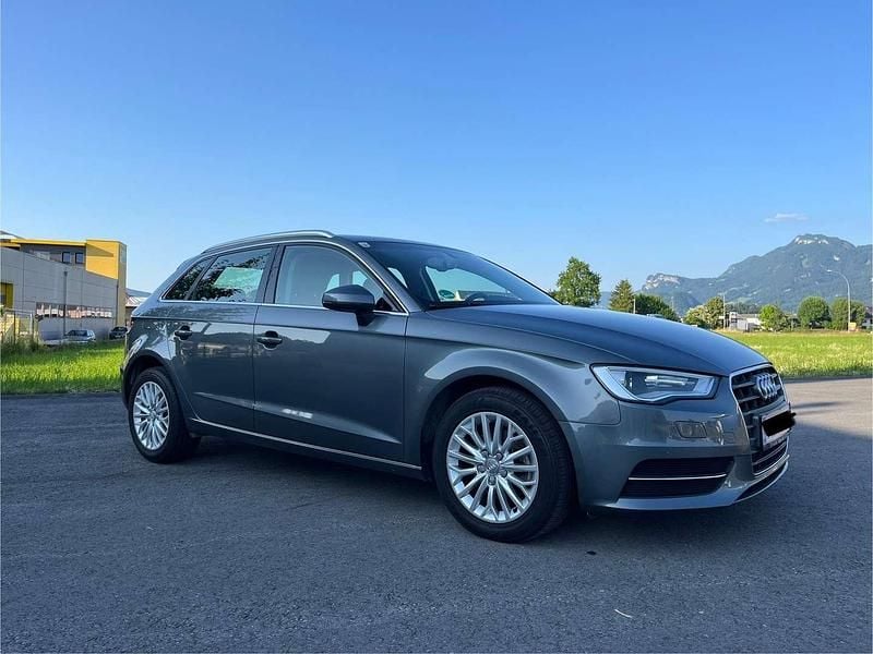 Gebraucht 2015 Audi A3 Comfort Limousine | € 13.999 (Fairer Preis) - Bild 1/4