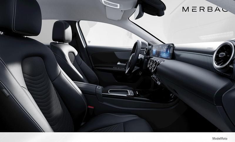 Gebraucht Mercedes A180 Progressive 116 PS (85 kW) 2024 Mountaingrau metallic Limousine