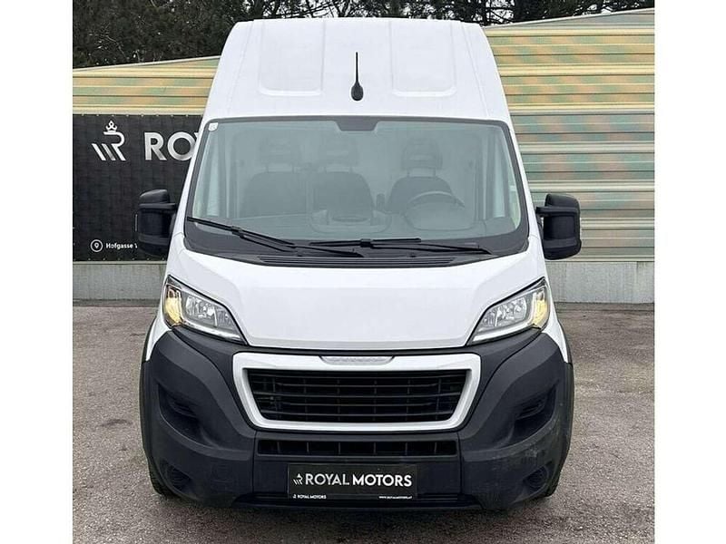 Gebraucht Peugeot Boxer 140 PS (102 kW) 2021 Weiß Van