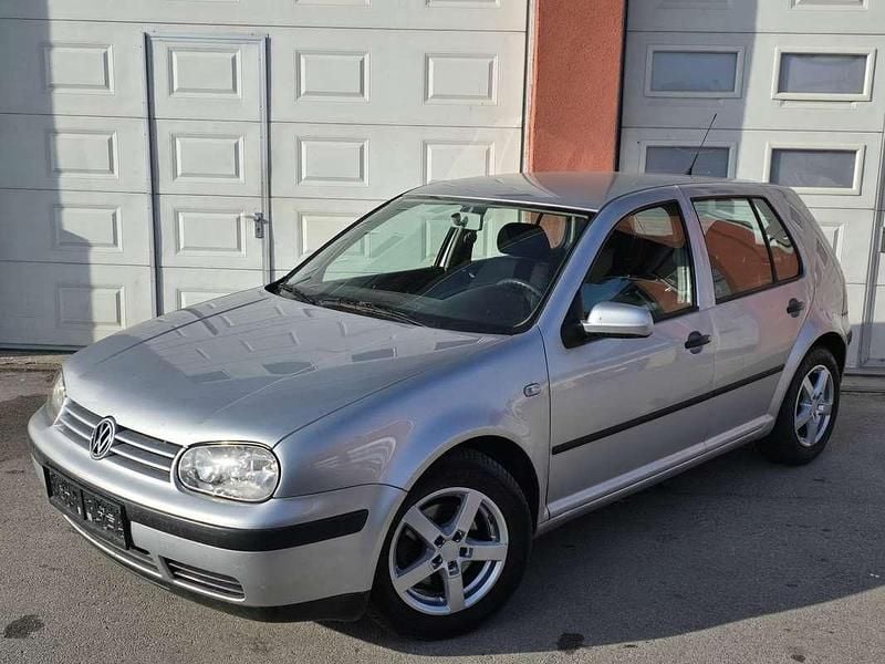 Gebraucht VW Golf IV 101 PS (74 kW) 2002 Silber Limousine