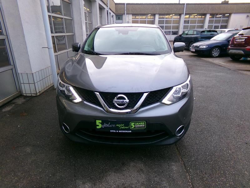 Gebraucht Nissan Qashqai N-Connecta 116 PS (85 kW) 2017 Grau SUV