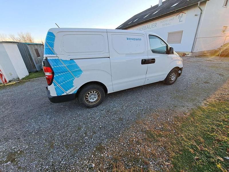 Gebraucht Hyundai H-1 116 PS (85 kW) 2017 Van / Kleinbus