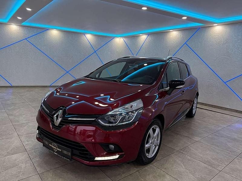 Gebraucht Renault Clio GrandTour LIMITED 90 PS (66 kW) 2018 Rot Kombi