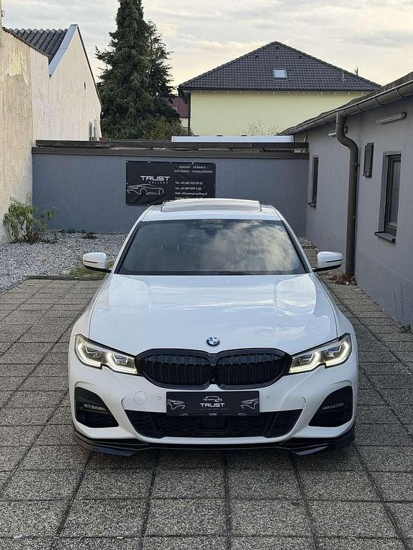 Gebraucht BMW 320 M Sport 190 PS (139 kW) 2020 Limousine