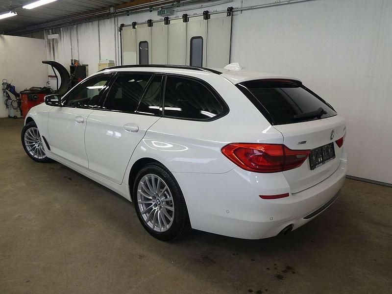 Gebraucht BMW 520 Sport Line 190 PS (139 kW) 2020 Weiß Kombi