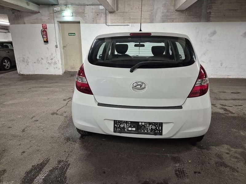 Gebraucht Hyundai i20 Life 77 PS (56 kW) 2012 Kleinwagen