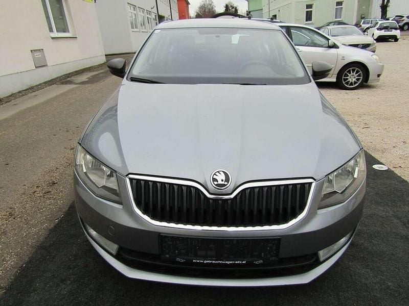 Gebraucht Skoda Octavia Active 105 PS (77 kW) 2013 Grau Limousine